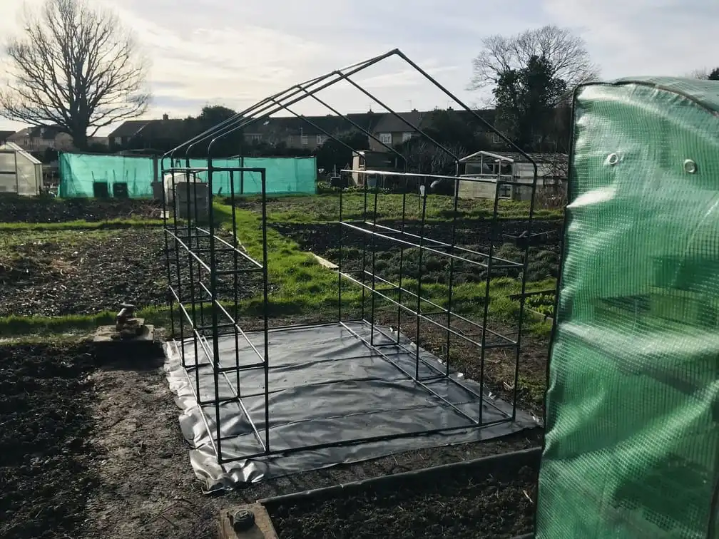 Outsunny Greenhouse construction