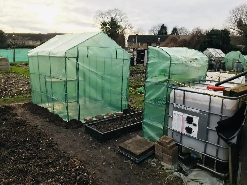 Outsunny Greenhouse construction