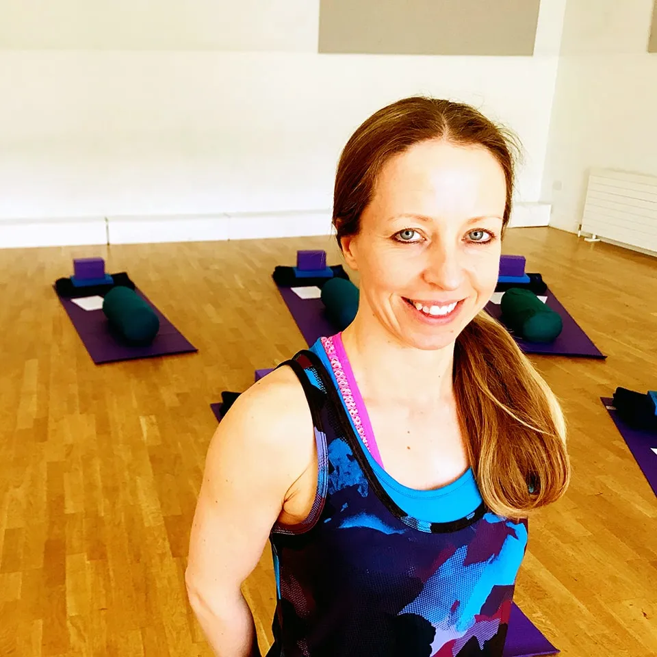 Vicky Salter extended yoga class